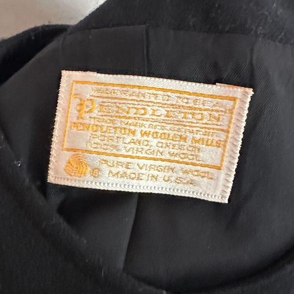 Pendleton Black Button Down Women's Wool Coat, Size 12 Tall, Pre-owned - Picture 5 of 6